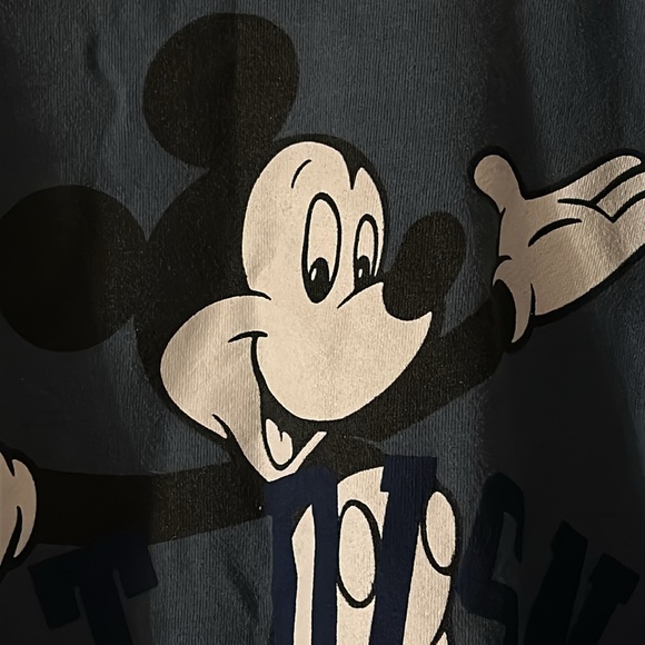 Mickey Mouse sweatshirt - Picture 5 of 6